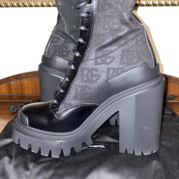 BNWT DESIGNER DOLCE & GABBANA STIVALETTO ANTIK + MAGLINA LOGO BOOT, NERO COLOR - Picture 9 of 13
